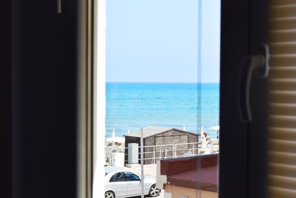 Mackenzie Beach Zen-Apartment Larnaka Exterior foto