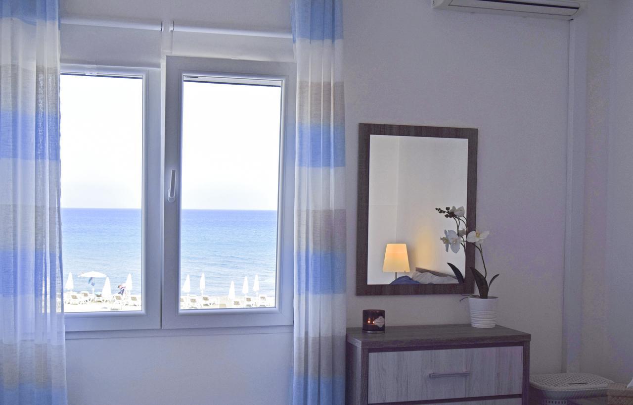 Mackenzie Beach Zen-Apartment Larnaka Exterior foto